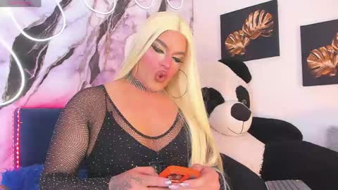 Snapshot of misskassandraa_ chatting on May 12, 1:25 am kassandra lazcano online show from May 12, 1:25 am