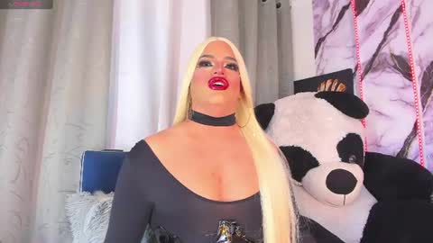 Snapshot of misskassandraa_ chatting on June 18, 1:06 am kassandra lazcano online show from June 18, 1:06 am