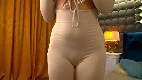 misskayaaa online show from July 30, 3:27 am