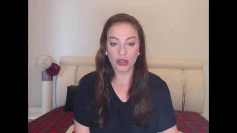 Snapshot of misskhloe chatting on February 28, 8:04 am Khloe online show from February 28, 8:04 am