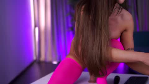 Snapshot of misskiarra chatting on February 8, 9:35 am misskiarra online show from February 8, 9:35 am