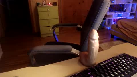 Snapshot of misskittyfox chatting on December 10, 4:45 am MissKittyFox online show from December 10, 4:45 am