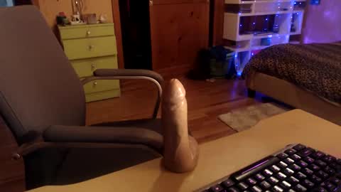 Snapshot of misskittyfox chatting on December 22, 7:31 pm MissKittyFox online show from December 22, 7:31 pm