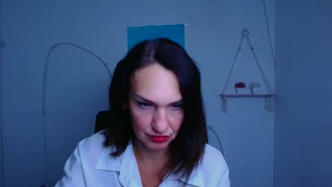 Christina online show from December 15, 12:09 pm