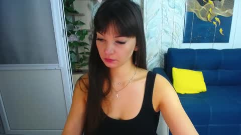 MissLaura online show from October 28, 6:28 am