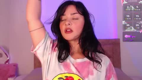 missmariana_ online show from October 23, 12:32 am