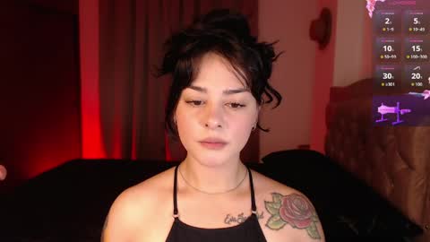 Snapshot of missmariana_ chatting on April 11, 12:04 am missmariana_ online show from April 11, 12:04 am