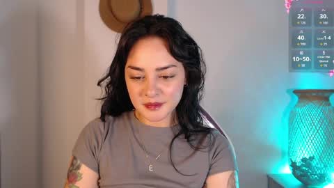 Snapshot of missmariana_ chatting on April 24, 11:51 pm missmariana_ online show from April 24, 11:51 pm