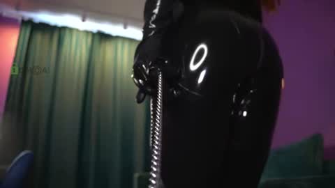 Snapshot of missmarynow chatting on July 28, 11:17 am Goddess Mary Bratty Mistress. Latexleather. spandex. nylon - are my favourite things online show from July 28, 11:17 am
