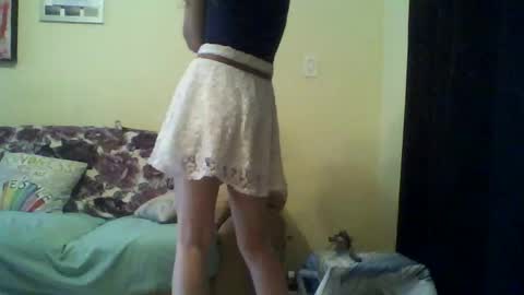 Snapshot of missmeandre chatting on February 10, 11:36 am 4bdn couple online show from February 10, 11:36 am