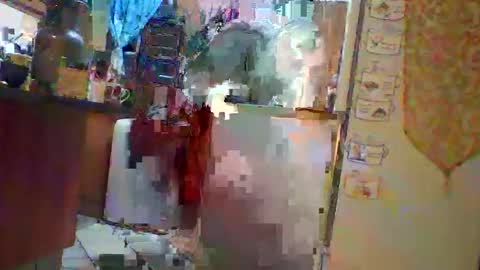 Snapshot of missmeandre chatting on March 11, 7:36 pm 4bdn couple online show from March 11, 7:36 pm