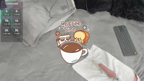 Snapshot of missmeegan_ chatting on December 2, 2:19 pm Alejandra online show from December 2, 2:19 pm