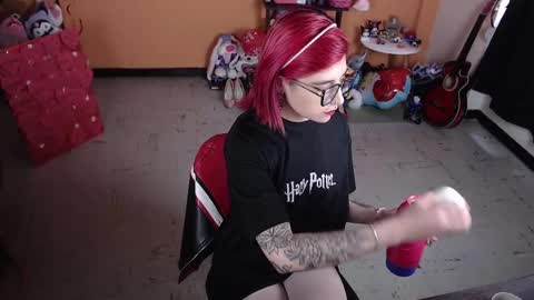 Miss Mia online show from March 7, 4:33 pm