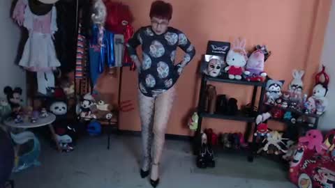 Snapshot of missmia2 chatting on June 11, 5:55 pm Miss Mia online show from June 11, 5:55 pm