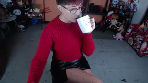 Snapshot of missmia2 chatting on July 9, 2:21 pm Miss Mia online show from July 9, 2:21 pm