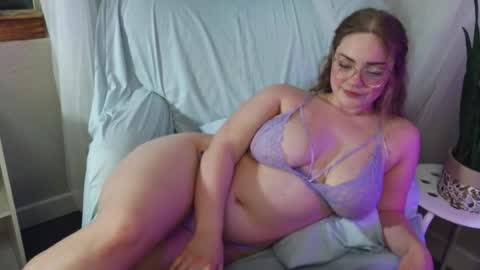 missmickeymay online show from July 29, 3:48 am