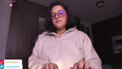 MissMoon online show from November 4, 11:37 pm