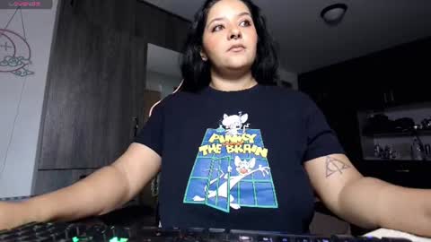 Snapshot of missmoonn chatting on July 23, 9:35 pm MissMoon online show from July 23, 9:35 pm