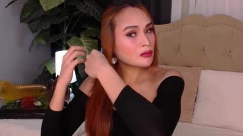 Snapshot of missoliviaontop chatting on April 12, 4:34 pm missoliviaontop online show from April 12, 4:34 pm