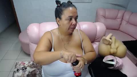 Penelope online show from November 12, 11:54 am