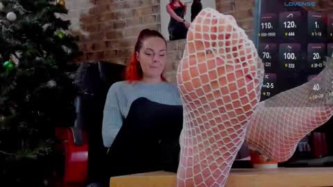 Snapshot of misspetitevenus chatting on January 16, 7:38 am Miss Venus online show from January 16, 7:38 am