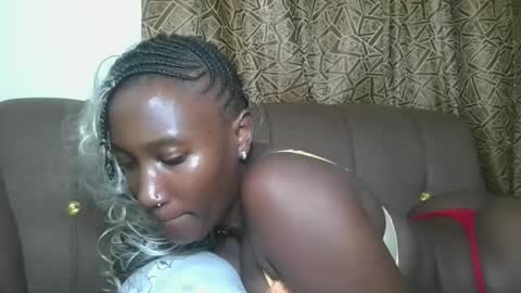 pretty gal online show from November 20, 8:19 pm