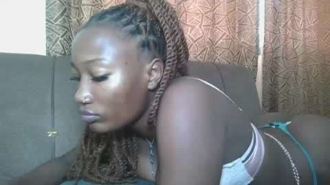 pretty gal online show from July 9, 7:45 am