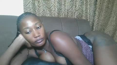 pretty gal online show from July 28, 7:39 pm