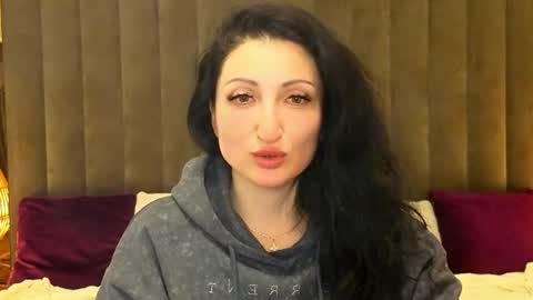 Snapshot of missrossi chatting on May 5, 7:00 pm missrossi online show from May 5, 7:00 pm