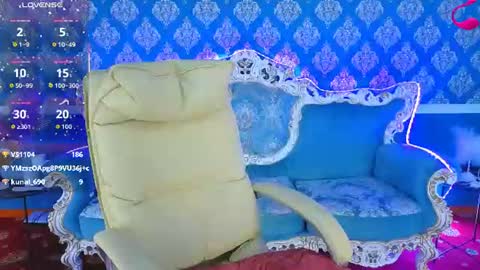 Snapshot of missrossi chatting on June 17, 7:33 am missrossi online show from June 17, 7:33 am