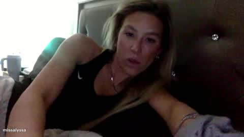 Snapshot of misss_alyssaaa chatting on May 29, 3:37 am Alyssa online show from May 29, 3:37 am