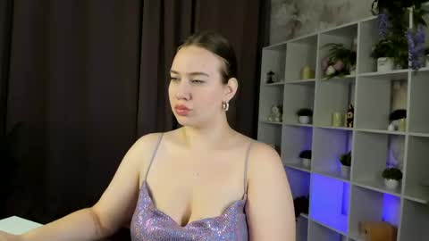 Snapshot of misss_arabella chatting on May 30, 12:46 pm Arabella online show from May 30, 12:46 pm