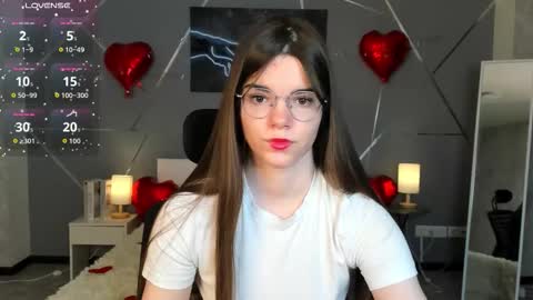 misss_evelyne online show from February 14, 1:13 am