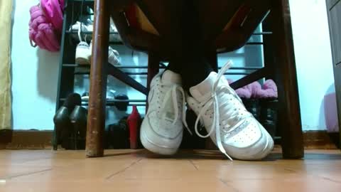 Snapshot of misssam28 chatting on December 29, 7:53 pm TELL ME MISS online show from December 29, 7:53 pm