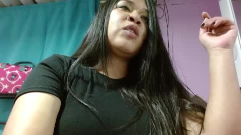 Snapshot of misssam28 chatting on April 24, 11:51 pm TELL ME MISS online show from April 24, 11:51 pm