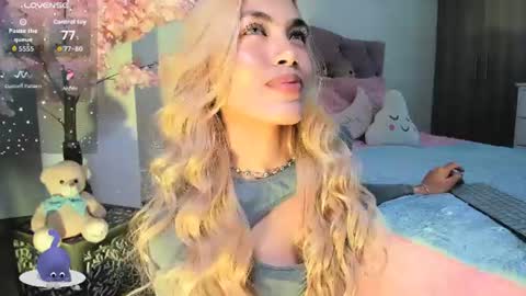 Snapshot of misssofiia_7 chatting on July 4, 4:40 am ... Independent model online show from July 4, 4:40 am