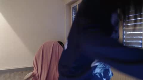 missthon online show from January 17, 4:15 pm