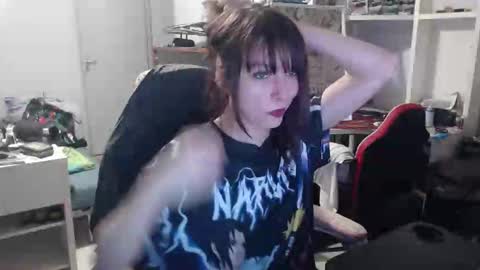 missthon online show from February 6, 12:30 pm