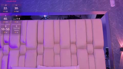 Valerie online show from January 31, 7:45 pm