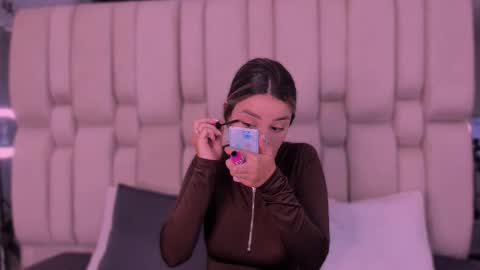 Valerie online show from February 13, 7:43 pm