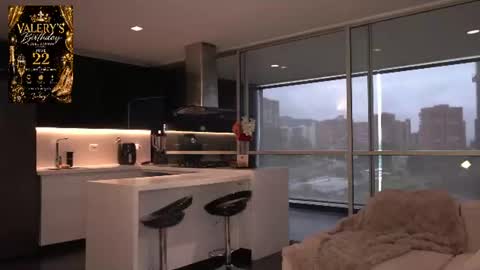 Snapshot of missvalery_1 chatting on June 19, 12:53 pm OF online show from June 19, 12:53 pm