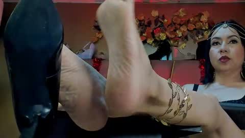 Victoria  online show from January 8, 11:56 am