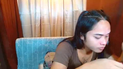 Snapshot of missviolet11 chatting on November 16, 1:49 pm SweetViolet online show from November 16, 1:49 pm