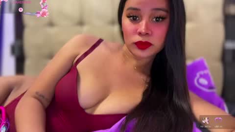 Miss. Thalia online show from June 28, 3:51 pm
