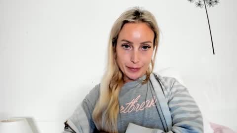 Missy matrix online show from November 3, 9:05 pm