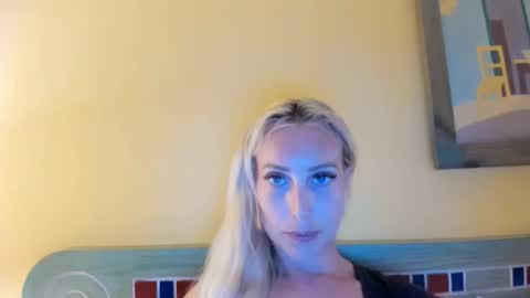 Missy matrix online show from November 22, 5:01 pm