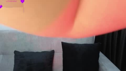 Snapshot of missy_taylor_ chatting on December 22, 1:02 am Missy online show from December 22, 1:02 am