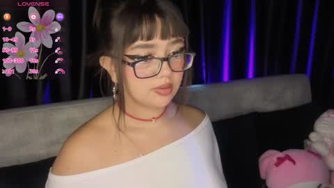 Snapshot of missy_taylor_ chatting on February 20, 10:54 pm Missy online show from February 20, 10:54 pm
