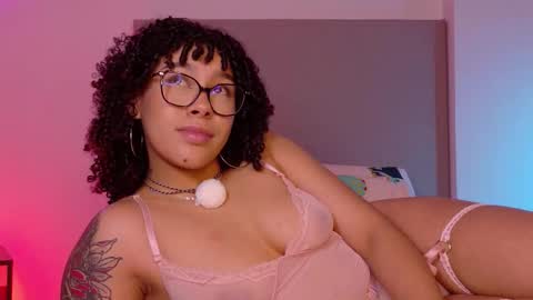 Missy Gainer online show from October 25, 4:02 pm