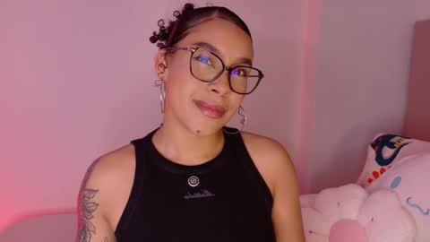 Missy Gainer online show from November 17, 11:43 pm